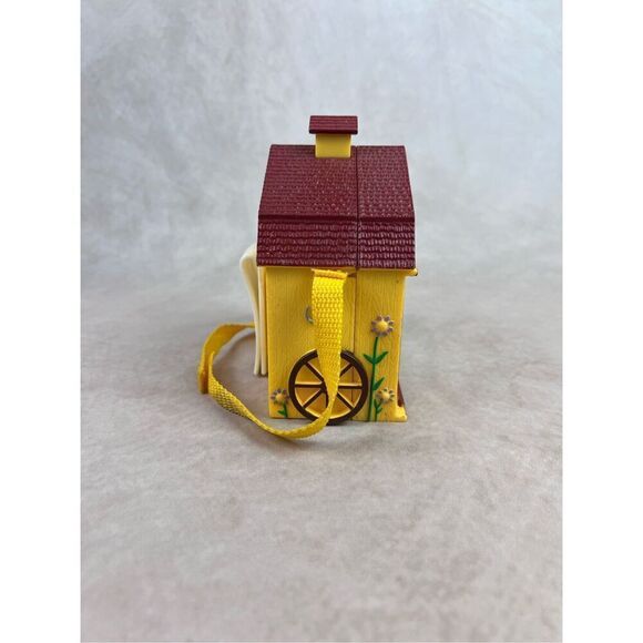 Breyer Stablemate Pocket Barn - Picture 5 of 7